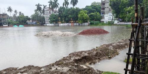 চুয়াডাঙ্গায় টানা ভারী বর্ষণে জনজীবন বিপর্যস্ত