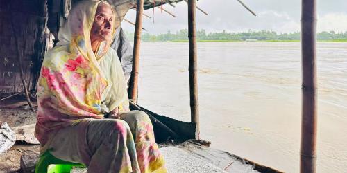 টানা বৃষ্টিতে বিপর্যস্ত কক্সবাজার, খোলা হয়েছে ৬৪০ আশ্রয়কেন্দ্র