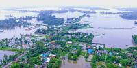 চকরিয়া-পেকুয়ায় পানিবন্দি লাখো মানুষ, কাটেনি দুর্ভোগ