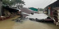 বন্যায় বিপর্যস্ত বাঁশখালী, ত্রাণের অপেক্ষায় প্রত্যন্ত অঞ্চলের মানুষ