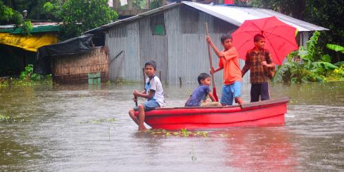 বন্যা ও পাহাড়ধসে ৪৪ প্রাণহানি, ক্ষতিগ্রস্ত ১০ লাখের বেশি মানুষ