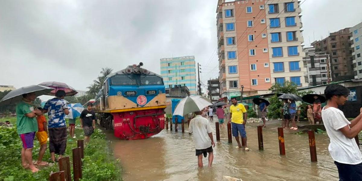 চট্টগ্রাম-কক্সবাজার রুটে ট্রেন চলাচল শুরু