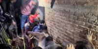 কক্সবাজারে পাহাড়ধসে গৃহবধূর মৃত্যু