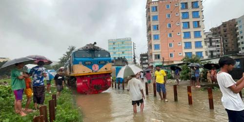 চট্টগ্রাম-কক্সবাজার রুটে ট্রেন চলাচল শুরু