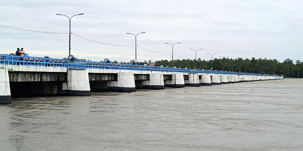 তিস্তার পানি বিপৎসীমার ওপরে, স্বল্পমেয়াদি বন্যার শঙ্কা