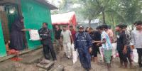 হাতিয়ায় পানিবন্দিদের পাশে ছাত্রদল