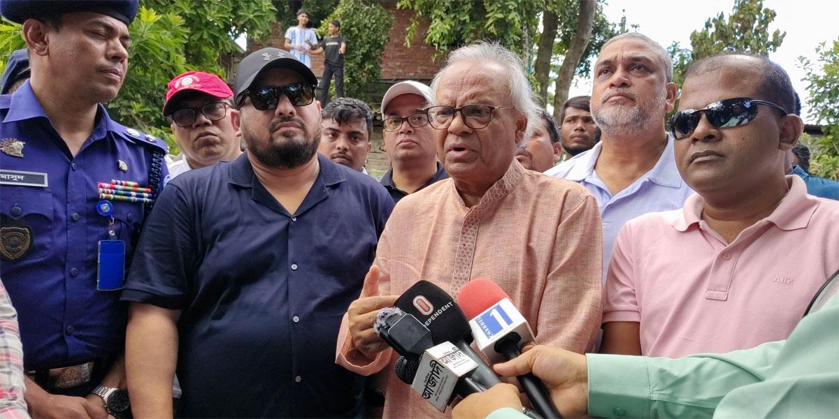 সাবেক রাষ্ট্রপতির বাড়ির রাস্তার জন্য হাওর ধ্বংস করা হয়েছে: রিজভী