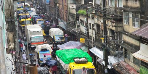 চট্টগ্রামে টানা বর্ষণে ব্যবসা-বাণিজ্যে স্থবিরতা