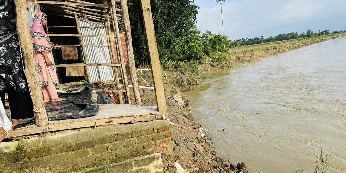 সব কেড়ে নিয়ে রেখে গেল শুধু ক্ষত