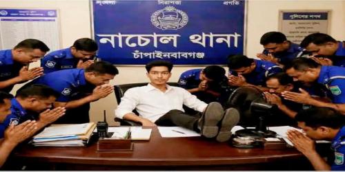 নাচোলে এআই দিয়ে পুলিশের ভাবমূর্তি ক্ষুণ্নের অভিযোগে স্কুলছাত্র গ্রেপ্তার