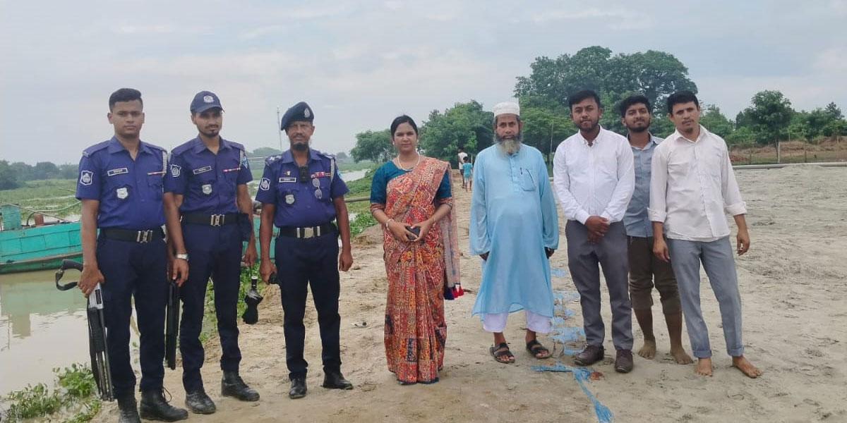 তিতাস নদীর তীর ভরাট করায় এনসিপি নেতাকে ২ লাখ টাকা জরিমানা