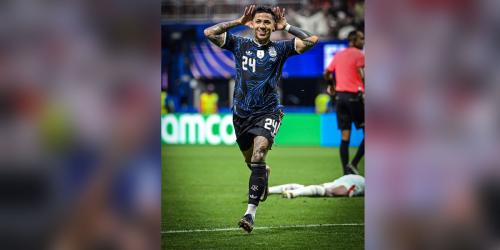 লাউতারোয় আর্জেন্টিনার নতুন মহাকাব্য