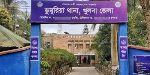 খুলনায় মসজিদের মুয়াজ্জিনকে গলা কেটে হত্যাচেষ্টা