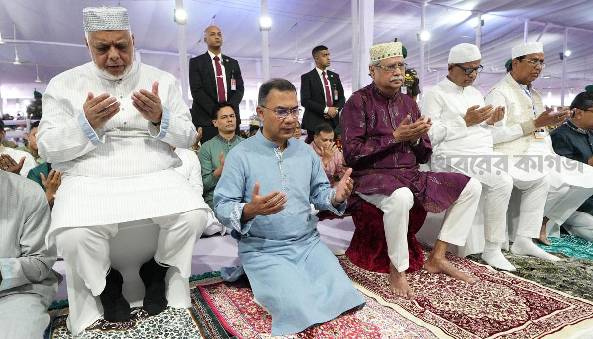 মোনাজাত